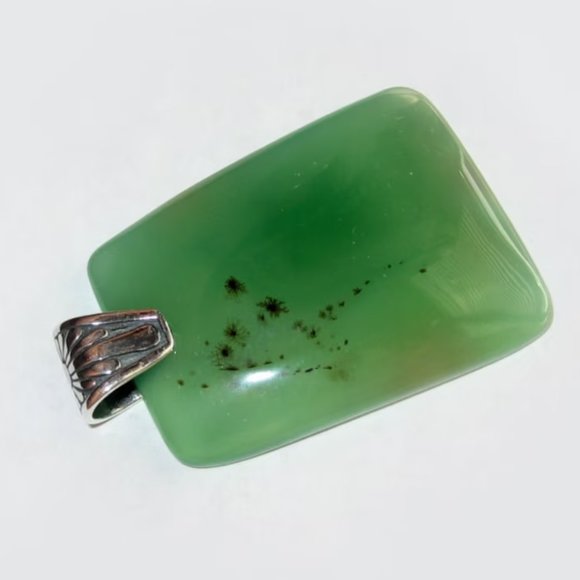 HUGE Green Agate Sterling Silver Pendant - Picture 3 of 10